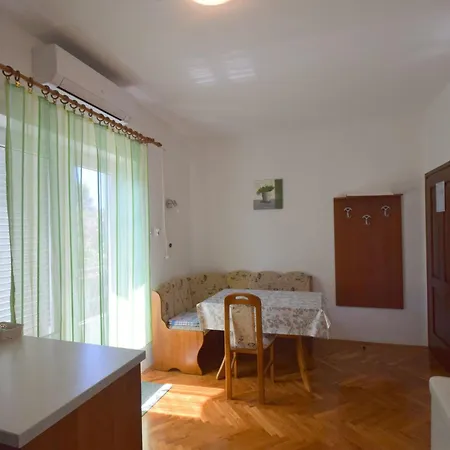 Apartament Jelka 3 By Interhome Nijvice